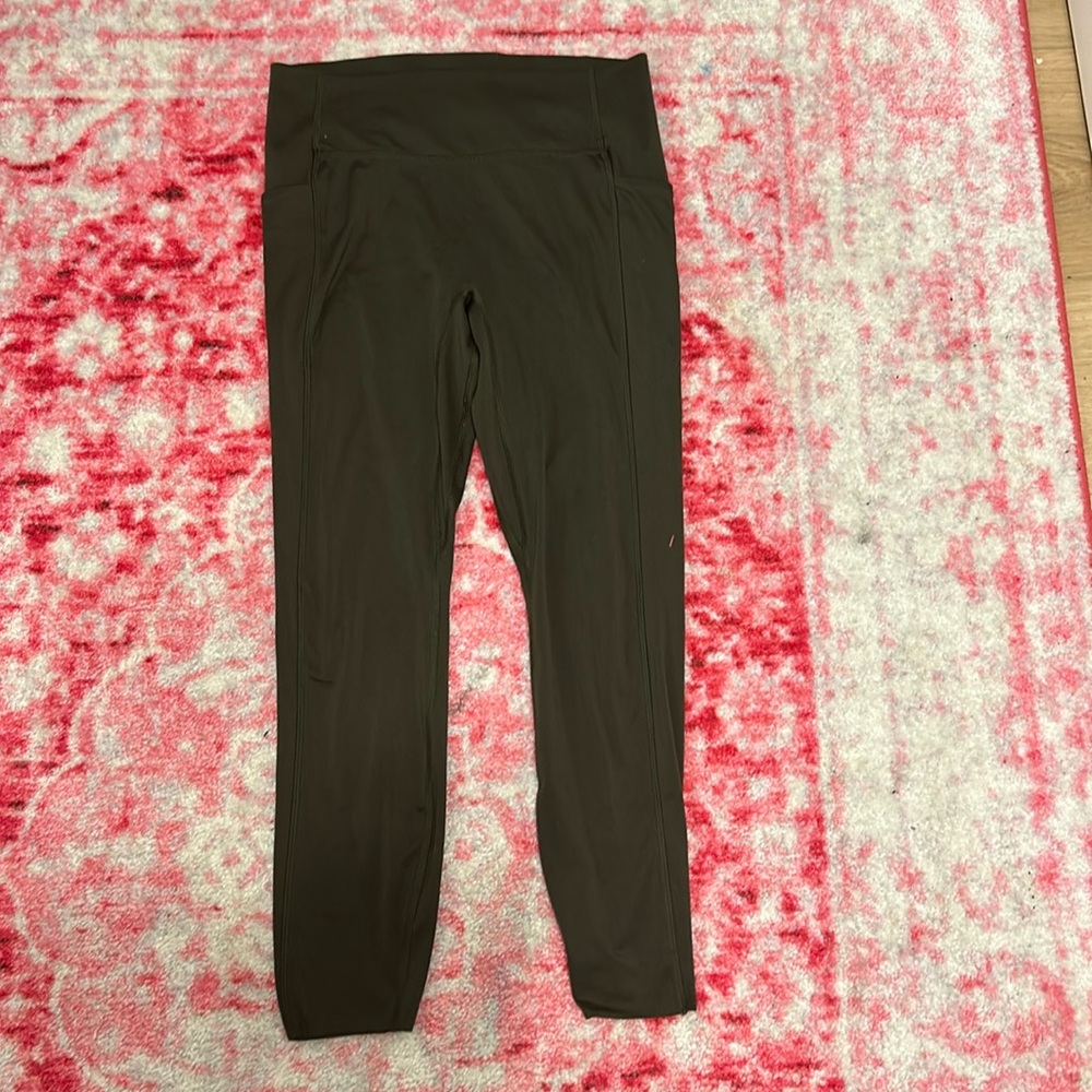 All in motion leggings